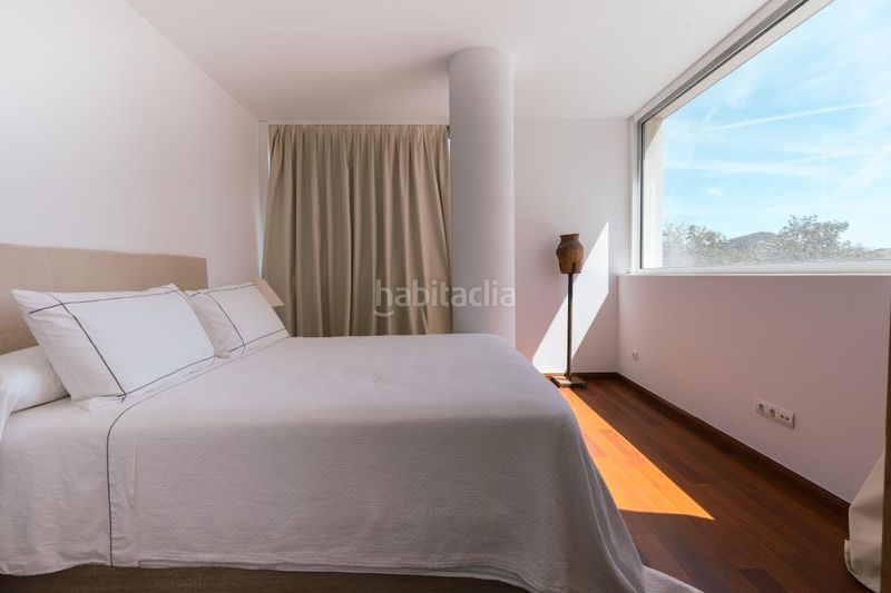 Foto 263a697e-c3f3-4cf4-926e-88f3d145936c. Duplex con riscaldamento parcheggio piscina in Marina Botafoc-Talamanca Ibiza