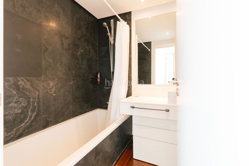 Foto cbd827b2-9463-4bdd-a556-42394c302105. Duplex con riscaldamento parcheggio piscina in Marina Botafoc-Talamanca Ibiza