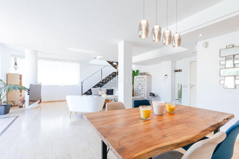 Foto d3b16770-7873-4d3f-bfca-3f00a5490bd6. Duplex con riscaldamento parcheggio piscina in Marina Botafoc-Talamanca Ibiza