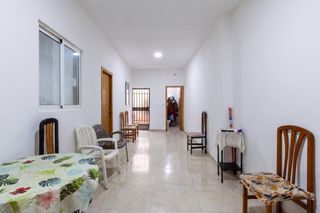 Reihenhaus in Carrer Albuixarres