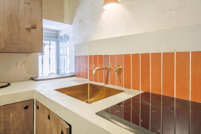 Foto 6b227a78-bea6-4b8d-b912-fb156e1895aa. Dúplex amb calefacció a Embajadores-Lavapiés Madrid