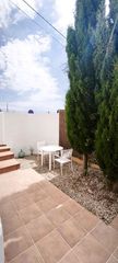 Casa aparellada a Carrer de Cas Mut