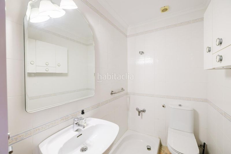 Foto 1ce2969f-17fc-4a5e-ab9e-060f7bcc2a73. Casa adossada amb calefacció aparcament piscina a Málaga