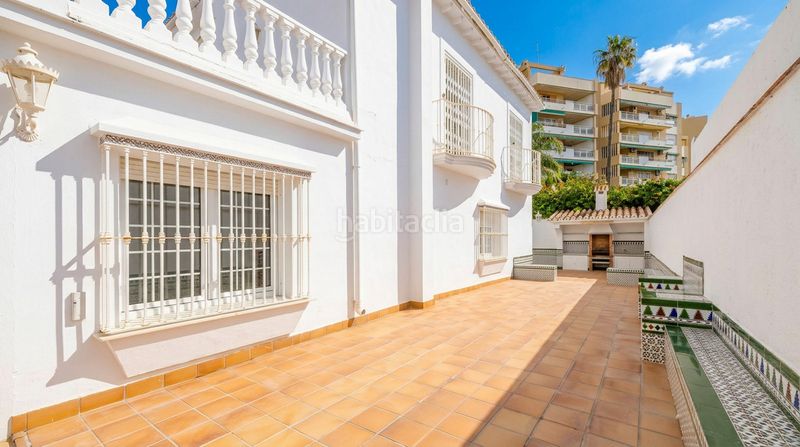 Foto 99cbb879-c0c7-49a2-a065-bbbfff8efb00. Casa adossada amb calefacció aparcament piscina a Málaga
