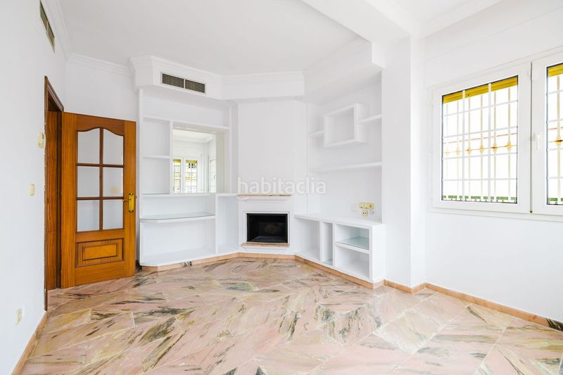 Foto e972a797-3528-4dac-a7da-b87e609b59f1. Casa adossada amb calefacció aparcament piscina a Málaga