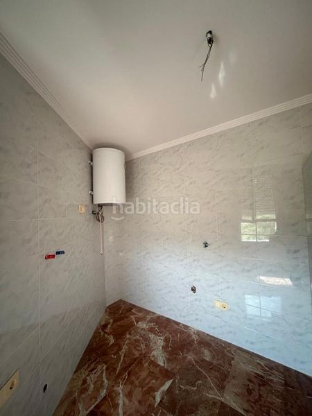 Foto 2c904e4c-128b-4ea0-8f2d-3a5fc066b930. Casa aparellada amb calefacció a Tous