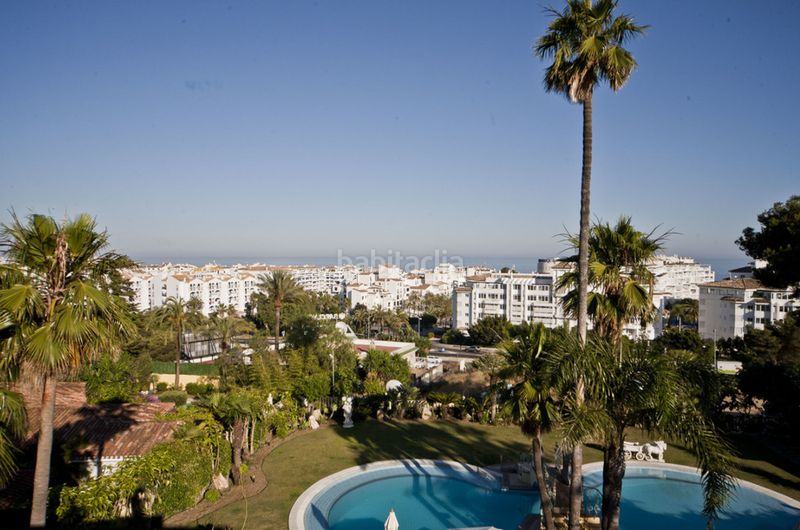 Foto 04516bf1-c495-448d-998d-f456deefac47. Casa amb calefacció aparcament piscina a Nueva Andalucía centro Marbella