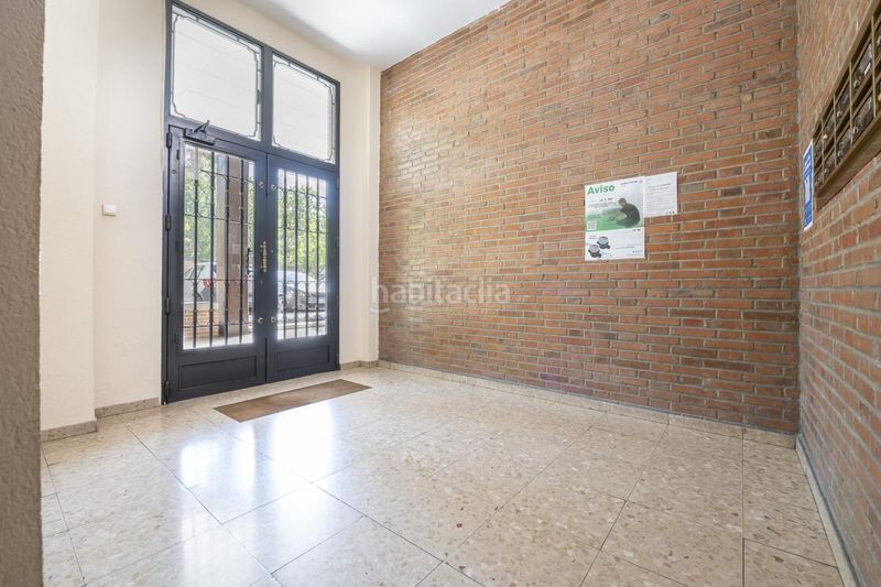 Foto fee8ba96-d4c0-411b-9a7b-e9ba915fc2a7. Pis amb calefacció a Valdezarza Madrid