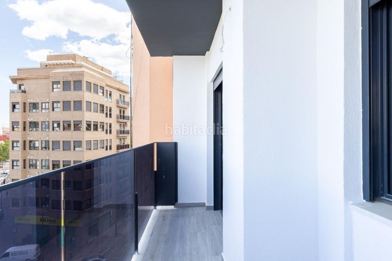 Piso en Barrio Benicalap Valencia - Imagen 2