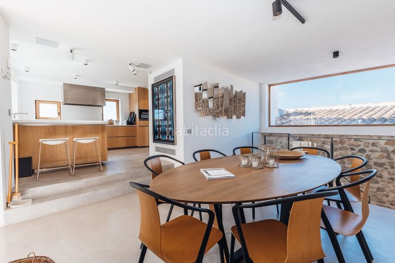 Foto 5872085e-bb9f-421f-9391-271167b0b3b9. Casa adossada amb calefacció aparcament a Dalt Vila-La Marina Ibiza