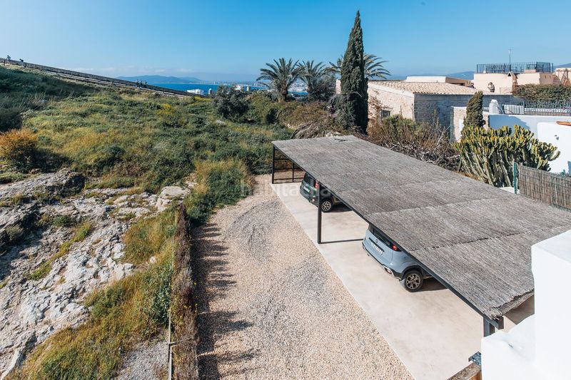 Foto 8de3663f-7688-4ee9-ae5a-e12575e70c6b. Casa adossada amb calefacció aparcament a Dalt Vila-La Marina Ibiza