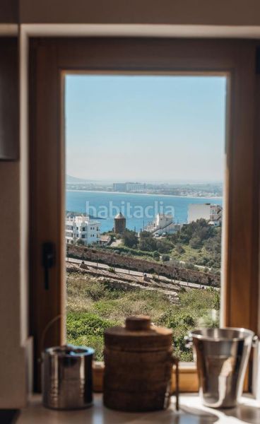 Foto 95b5211e-50c0-4161-a141-3bd32c2aa278. Casa adossada amb calefacció aparcament a Dalt Vila-La Marina Ibiza