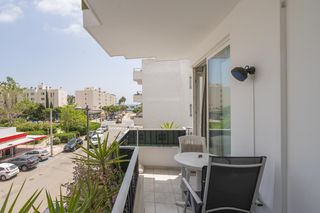 Flat  Carrer manuel de falla