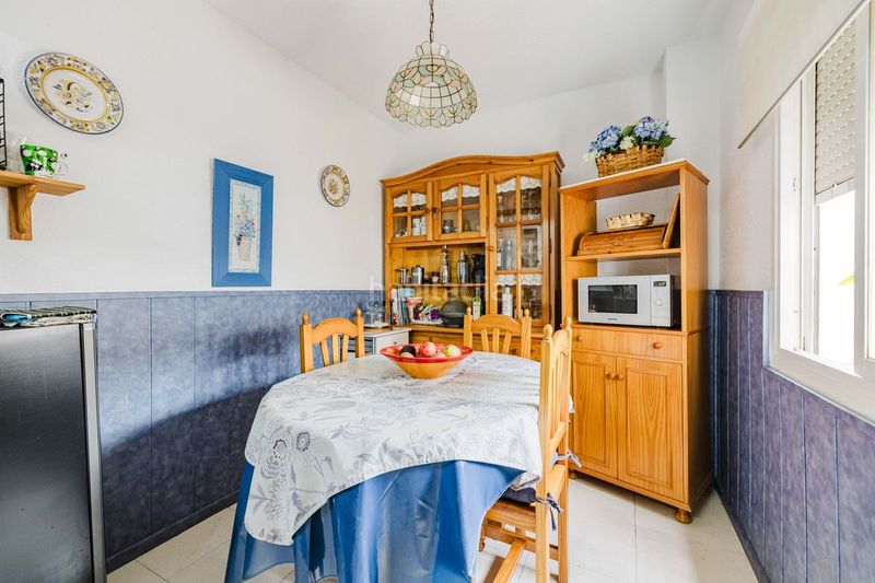 Foto daaa398c-f31b-4712-b796-efd932f7cd91. Casa adossada amb calefacció aparcament a Centro Mijas