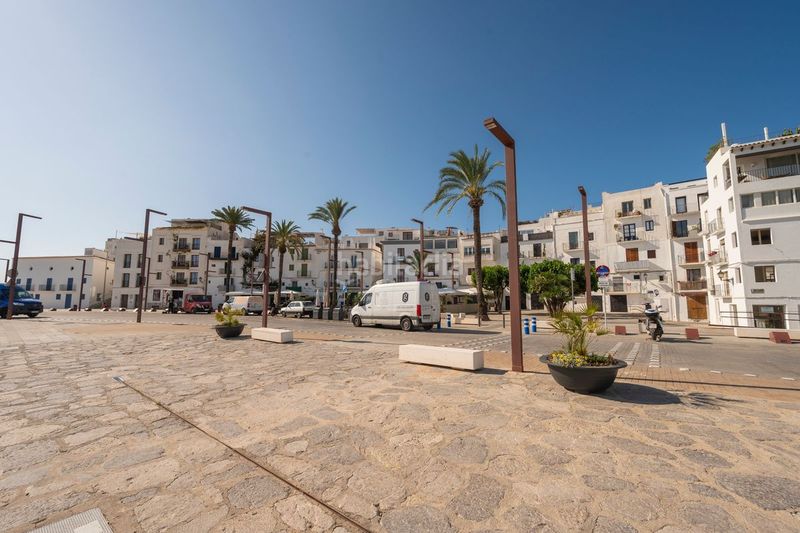 Foto 9d284c17-ae1d-4a68-acf9-2ceeffc7e9aa. Geschäftsraum mit heizung in Dalt Vila-La Marina Ibiza