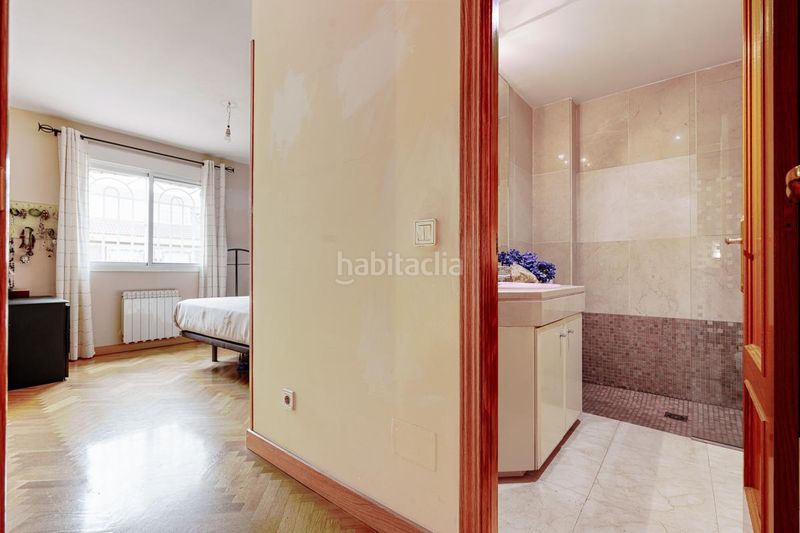 Foto c1a0a8de-9fd4-4c79-8ee3-e9d1e3d3d740. Casa adossada amb calefacció aparcament a Getafe norte Getafe