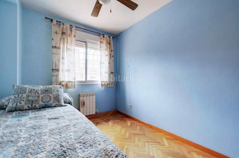 Foto f37cf0c2-b6fb-487e-b6ae-6d96efc2910b. Casa adossada amb calefacció aparcament a Getafe norte Getafe