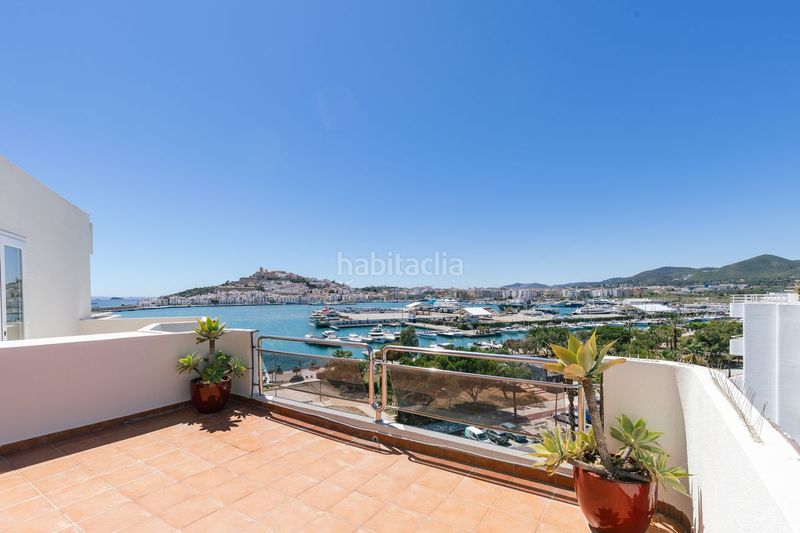 Foto 017e249b-0f3a-45a3-9655-39115047fc7b. Àtic amb calefacció a Marina Botafoc-Talamanca Ibiza