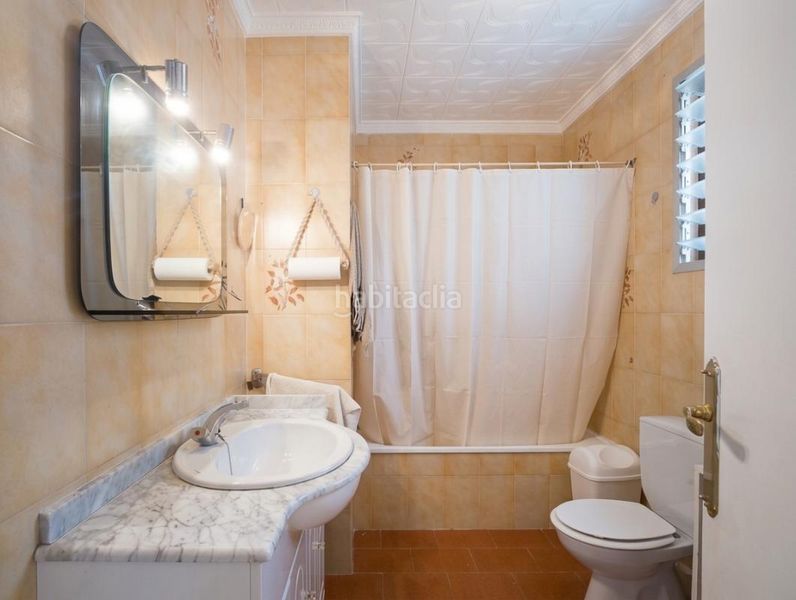 Foto 5a3332dd-0c3b-4a15-80e2-9ff90a499639. Casa amb calefacció aparcament a Simat de la Valldigna