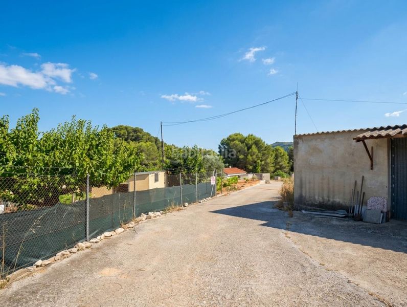 Foto f173b0f0-1871-40bd-a8f4-d71bc117c6b0. Casa amb calefacció aparcament a Simat de la Valldigna