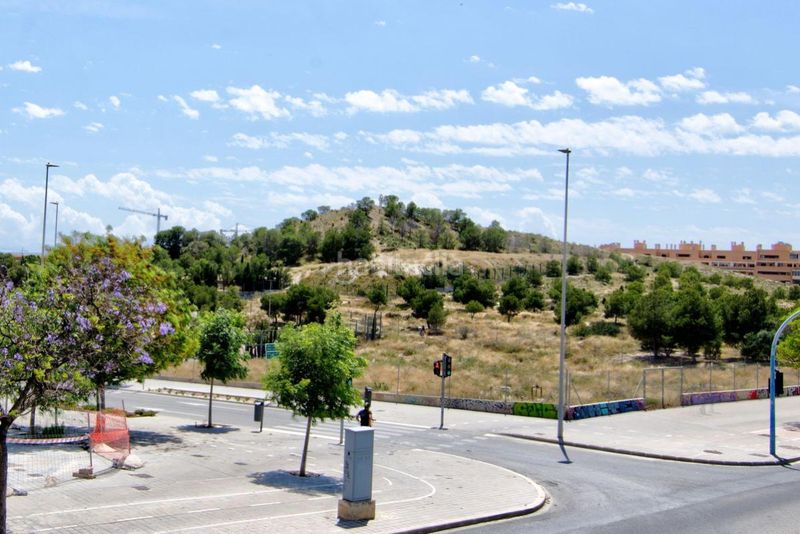 Foto 0d04c464-78e2-4d61-9f4b-88c9068538c1. Pis amb calefacció aparcament piscina a Paus - Polígono San Blas Alicante