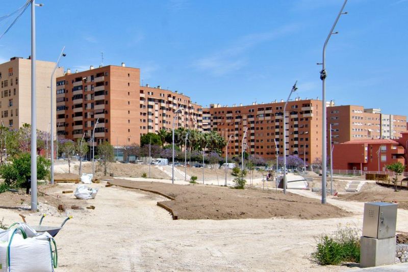 Foto 1975d148-d820-4d7e-a5c0-0856b70776f9. Pis amb calefacció aparcament piscina a Paus - Polígono San Blas Alicante