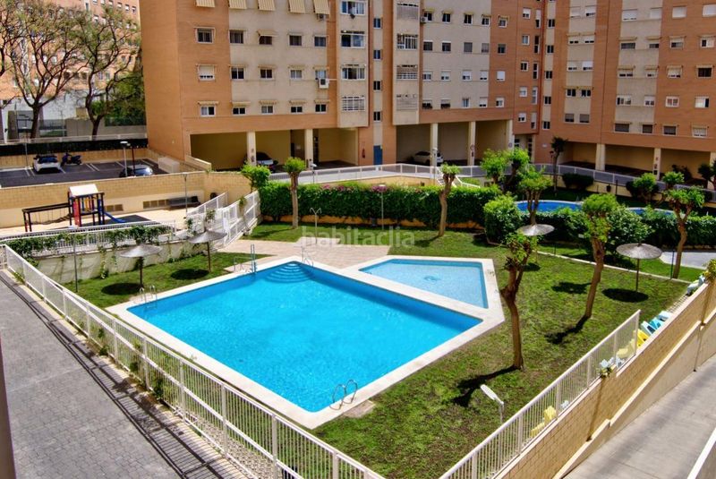 Foto bf9b31f1-85d6-4a20-b9ee-35d28f18c3ed. Pis amb calefacció aparcament piscina a Paus - Polígono San Blas Alicante