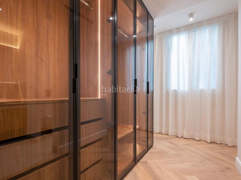 Foto d6bbaff5-f2ca-4d79-8408-c2bcfe65e445. Pis amb calefacció aparcament a Cortes-Huertas Madrid
