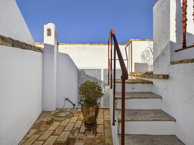 Foto f7d32354-0934-4151-8e91-3a04f4ec5f0e. Casa amb calefacció piscina a Carmona