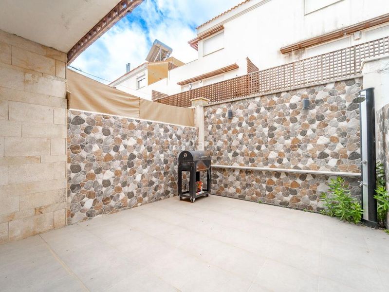 Foto 3b96faca-67be-4a80-b762-a3a3b848ea32. Casa adossada amb calefacció aparcament piscina a Mijas