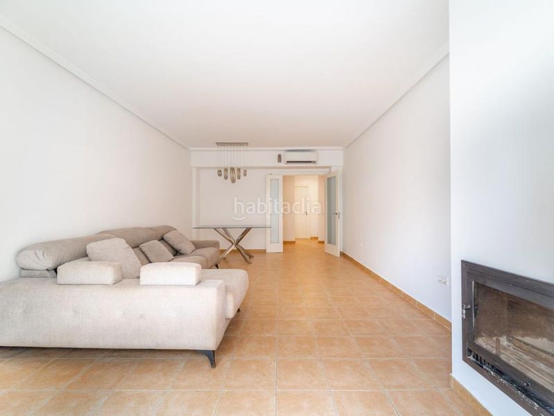 Foto 5c60a22a-8ce2-4045-8e6e-4d011a1281d2. Casa adossada amb calefacció aparcament piscina a Mijas