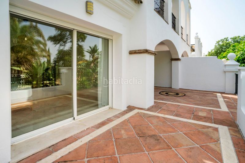Foto 777ebfda-f8f0-4f12-8fa0-7ac7b918f269. Pis amb calefacció aparcament piscina a Nagüeles Alto Marbella