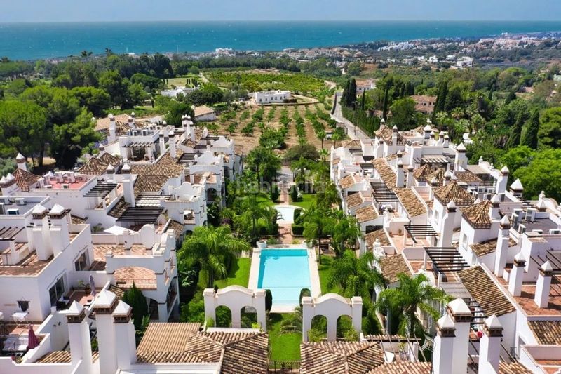 Foto 7ac66c56-6c94-4b0a-a0d1-ddeb3a5f4778. Pis amb calefacció aparcament piscina a Nagüeles Alto Marbella