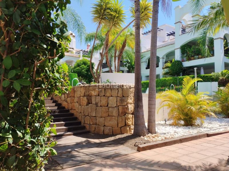 Foto a775ce29-9879-4d28-a271-c40ea672cd3f. Pis amb calefacció aparcament piscina a Nagüeles Alto Marbella