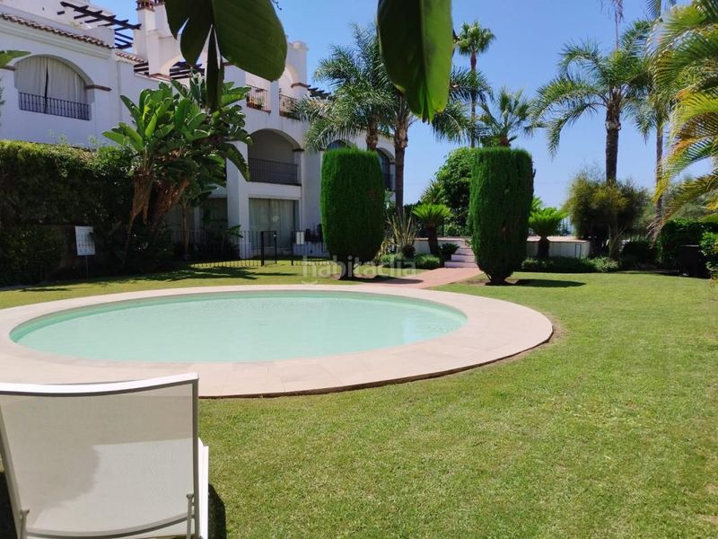 Foto ace0dd49-7da1-4971-bb24-ab9043673a5b. Pis amb calefacció aparcament piscina a Nagüeles Alto Marbella