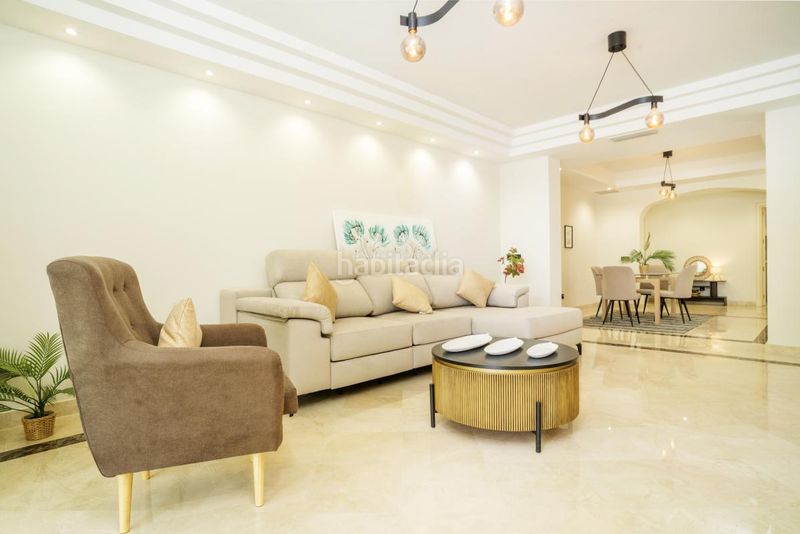 Foto f2a599b7-2a8f-4376-a008-b7d1e43d21da. Pis amb calefacció aparcament piscina a Nagüeles Alto Marbella