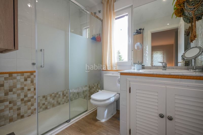 Foto 42bd93f2-9735-480c-84d8-e9e9893d57a2. Casa amb calefacció aparcament piscina a Alpedrete