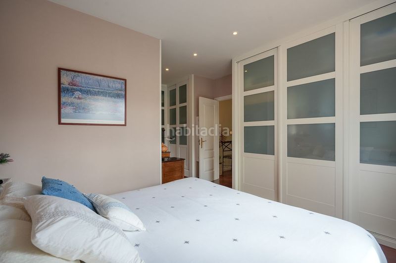 Foto c255025e-55e3-40ab-996e-637b3fbc0d9e. Casa amb calefacció aparcament piscina a Alpedrete