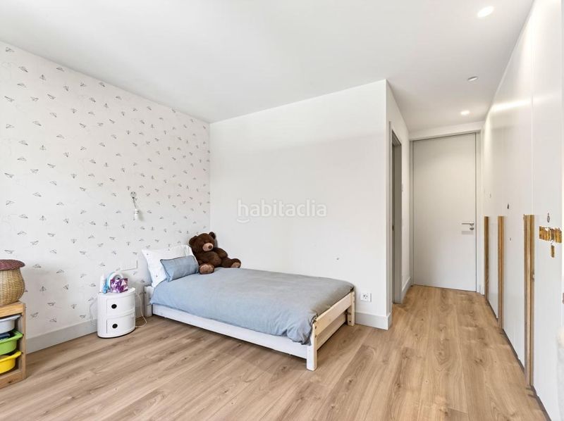 Foto ac6f1ab7-beec-4f2c-be60-fa9ec158392c. Casa amb calefacció aparcament piscina a Conde Orgaz - Piovera Madrid