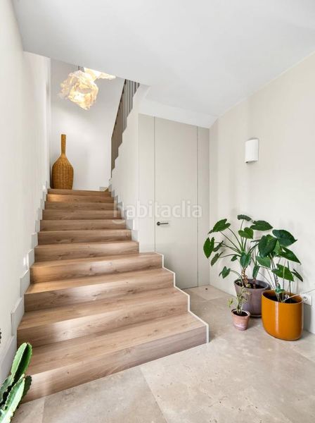 Foto d909f6a1-4607-484b-8424-b4cf5f785097. Casa amb calefacció aparcament piscina a Conde Orgaz - Piovera Madrid