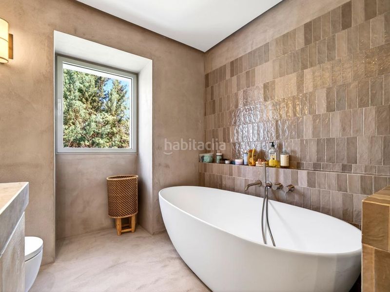 Foto f35dd550-0c84-4e2e-981c-ed1bf99011d7. Casa amb calefacció aparcament piscina a Conde Orgaz - Piovera Madrid
