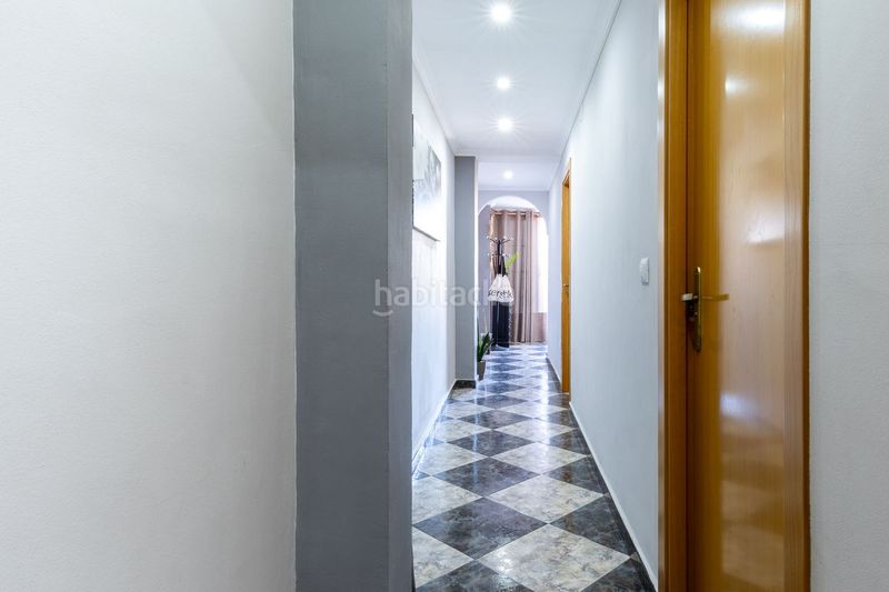 Foto d8411c50-259e-4dd1-9c7b-c785812f3304. Àtic amb calefacció a Foios