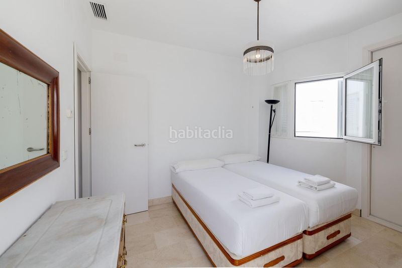 Foto 44680953-97b0-439f-a66b-b7210860700e. Dúplex amb calefacció a San Gil Sevilla