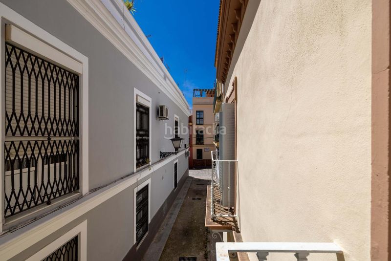 Foto bf114910-3a56-47a8-a745-2a197d698afd. Dúplex en San Gil Sevilla