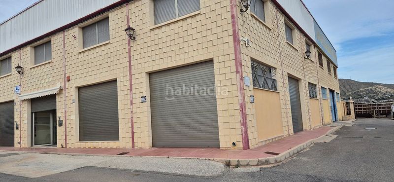 Foto 9e78d478-8180-407a-b3f6-35638a88bfb1. Fabrikhalle mit heizung in Campello Pueblo Campello (el)