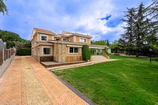 House  Avenida del monte