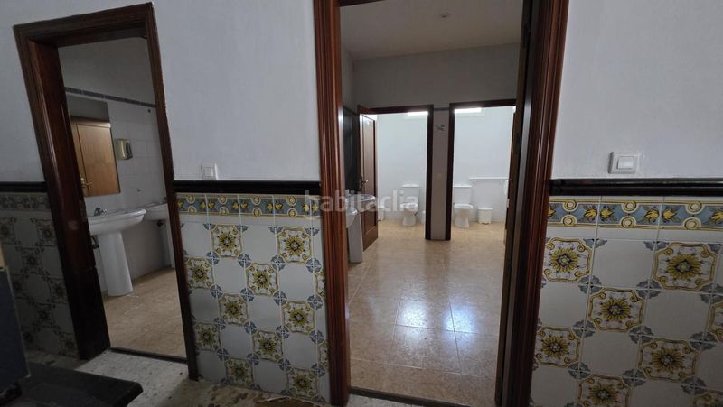 Foto 92383d93-b672-4792-94cd-8dde05ba1c9a. Edifici a av. de andalucía 102 a Luisiana (La)