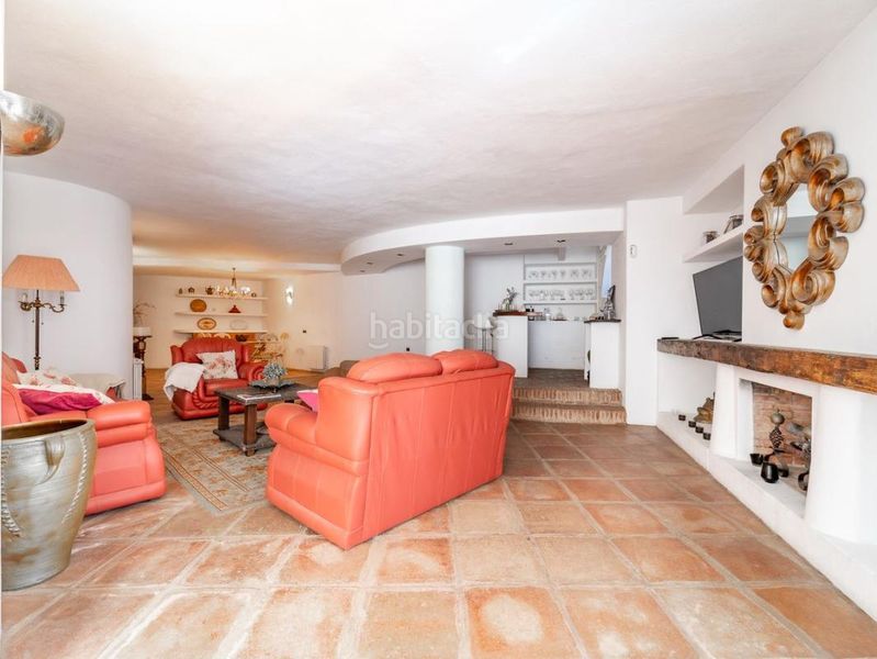 Foto 6e82f9a5-6625-412a-a4ba-d02873e29279. Pis amb calefacció aparcament piscina a Cabopino - Artola Marbella
