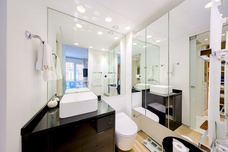 Foto 5e363d06-d231-4e08-84c7-1f5b7a7ade69. Loft en Jerónimos Madrid