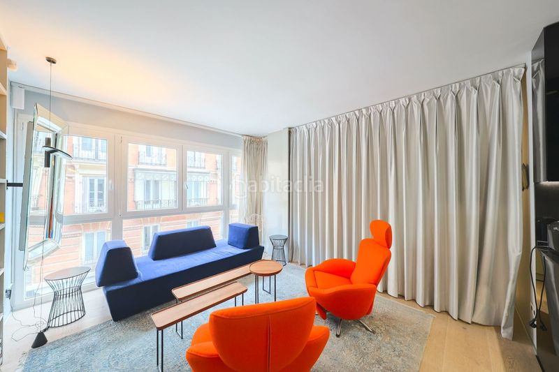 Foto 7319f7f7-52c7-4e55-8830-d39ab39e1816. Loft en Jerónimos Madrid